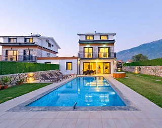 Fethiye Ölüdeniz'de Geniş Ailelere Uygun, Özel Havuzlu, Lüks Villa - 1
