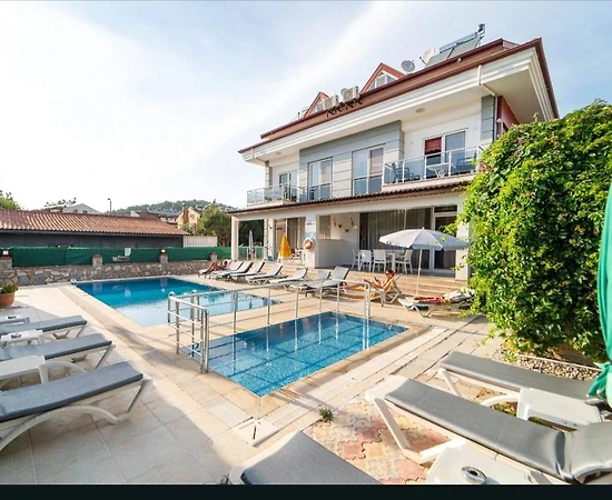 Fethiye Ölüdeniz'de Merkezi Konumda, Ortak Havuzlu, 1+1 Apart - 1