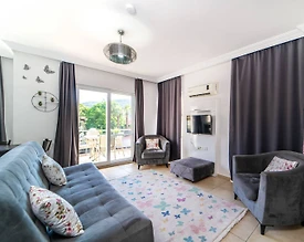 Fethiye Ölüdeniz'de Çekirdek Ailelere Uygun, Ortak Havuzlu, Kiralık Apart - 2