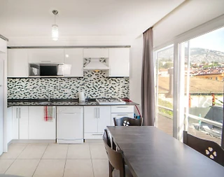 Fethiye Ölüdeniz'de Çekirdek Ailelere Uygun, Ortak Havuzlu, Şık Apart - 4