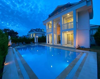 Fethiye Ölüdeniz'de Doğa İle İç İçe, Özel Havuzlu, 4+1 Villa - 1