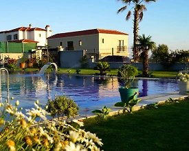 Çeşme Ovacık'ta Deniz Manzaralı, Özel Havuzlu, Lüks Villa - 2