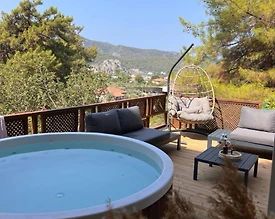 Marmaris Orhaniye'de Doğayla İç İçe, Jakuzili, 2+1 Villa - 3