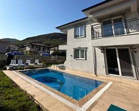 Marmaris Hisarönü'nde Merkezi Konumda, Özel Havuzlu, Kiralık Villa - 2