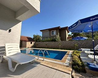 Marmaris Hisarönü'nde Merkezi Konumda, Özel Havuzlu, Şık Villa - 4