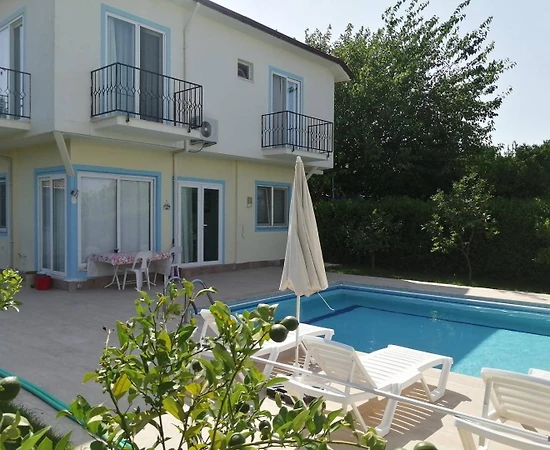 Ortaca Dalyan'da Doğa Manzaralı, Özel Havuzlu, Geniş Villa - 1