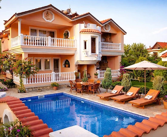 Ortaca Dalyan'da Geniş Ailelere Uygun, Özel Havuzlu, Konforlu Villa - 1