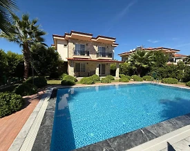 Ortaca Dalyan'da Geniş Ailelere Uygun, Özel Havuzu, 6+1 Geniş Villa - 2
