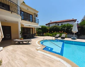 Ortaca Dalyan'da Geniş Alanlara Sahip, Özel Havuzlu, Konforlu Villa - 3