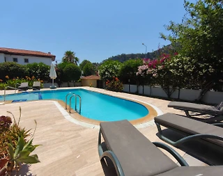 Ortaca Dalyan'da Geniş Alanlara Sahip, Özel Havuzlu, Konforlu Villa - 4