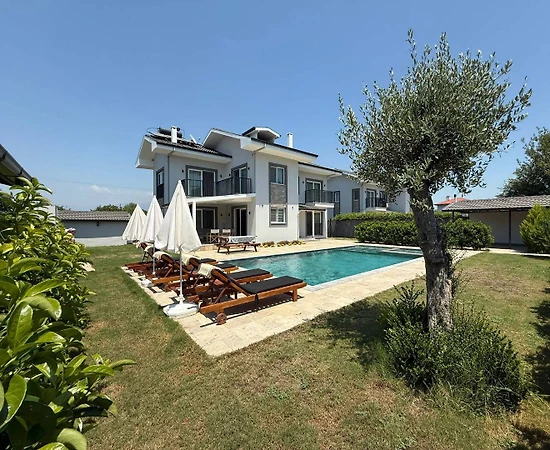 Ortaca Dalyan'da Geniş Bahçeli, Özel Havuzlu, Kiralık Villa - 1