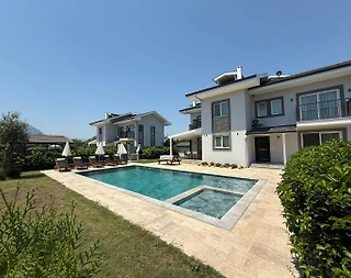 Ortaca Dalyan'da Geniş Bahçeli, Özel Havuzlu, Kiralık Villa - 5