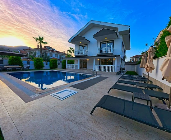 Ortaca Dalyan'da Huzurlu Doğada, Özel Havuzlu, Korunaklı Villa - 1