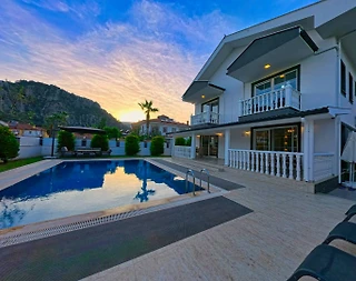 Ortaca Dalyan'da Huzurlu Doğada, Özel Havuzlu, Korunaklı Villa - 4