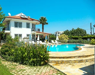 Ortaca Dalyan'da Kalabalık Ailelere Uygun, Özel Havuzlu, Kiralık Villa - 2