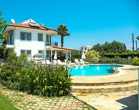 Ortaca Dalyan'da Kalabalık Ailelere Uygun, Özel Havuzlu, Kiralık Villa - 2