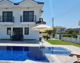 Ortaca Dalyan'da Merkeze Yakın, Özel Havuzlu, 4+1 Villa - 2
