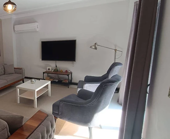 Ortaca Dalyan'da Merkezi Konumda, Özel Havuzlu, Kiralık Villa - 1