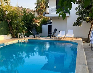 Ortaca Dalyan'da Merkezi Konumda, Özel Havuzu, Geniş Villa - 2