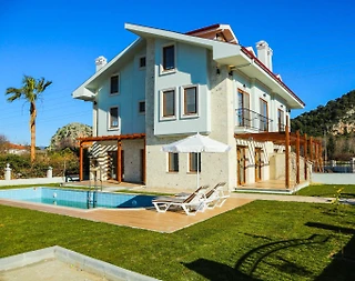 Ortaca Dalyan'da Sakin Konumda, Özel Havuzlu, Modern Villa - 1