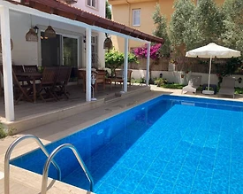 Ortaca Dalyan'da Yemyeşil Bahçeli, Özel Havuzlu, Konforlu Villa - 2