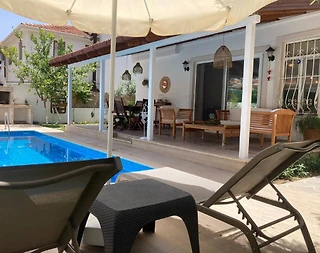 Ortaca Dalyan'da Yemyeşil Bahçeli, Özel Havuzlu, Konforlu Villa - 4