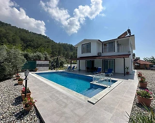 Ortaca Gökbel'de Geniş Alanlara Sahip, Özel Havuzlu, 5+1 Villa - 4