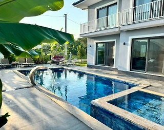 Ortaca Güzelyurt'da Huzurlu Konumda, Özel Havuzlu, Lüks Villa - 4