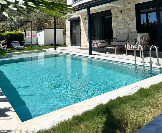 Ortaca Sarıgerme'de Huzurlu Konumda, Özel Havuzlu, Lüks Villa - 1