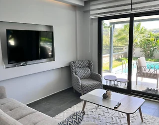 Ortaca Sarıgerme'de Huzurlu Konumda, Özel Havuzlu, Lüks Villa - 5