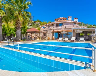 Kaş İslamlar'da Göz Alıcı Manzaralı, Özel Havuzlu, 3+1 Villa - 1