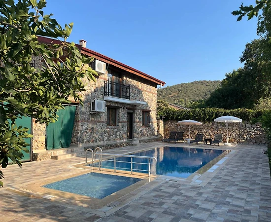 Fethiye Kayaköy'de Otantik Tasarımlı, Özel Havuzlu, 4+1 Villa - 1