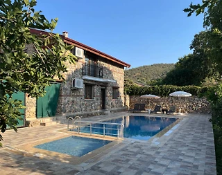 Fethiye Kayaköy'de Otantik Tasarımlı, Özel Havuzlu, 4+1 Villa - 1
