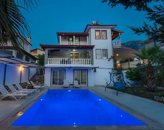 Fethiye Ölüdeniz'de Geniş Ailelere Uygun, Özel Havuzlu, Modern Villa - 5