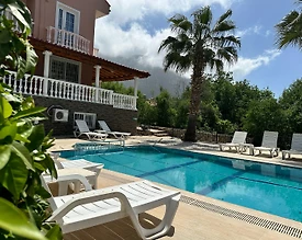 Fethiye Ölüdeniz'de Geniş Ailelere Uygun, Özel Havuzlu, Estetik Villa - 2