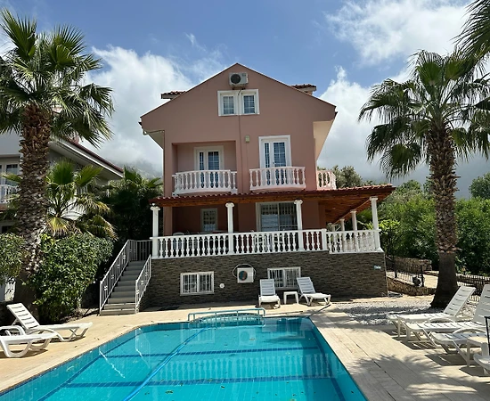 Fethiye Ölüdeniz'de Geniş Ailelere Uygun, Özel Havuzlu, Estetik Villa - 1