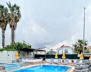 Fethiye Ölüdeniz'de Merkeze Yakın, Ortak Havuzlu, 1+1 Apart - 1