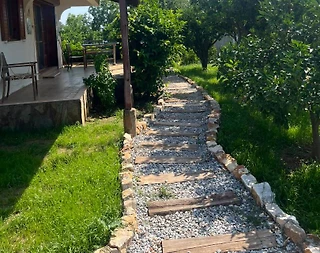 İzmir Menderes'te Denize Yakın Konumda, Ortak Havuzlu, Bahçeli Villa - 5