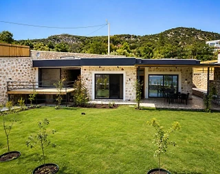 Kaş İkizce'de Balayı Çiftlerine Uygun, Kapalı Havuzlu, Korunaklı Villa - 1