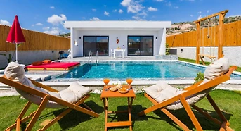 Muğla Seydikemer'de Balayı İçin Uygun, Özel Havuzlu, Kiralık Tatil Villası