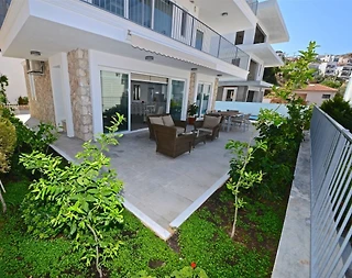 Kaş Kalkan'da Merkeze Yakın Konumda, Özel Havuzlu, Geniş Villa - 4