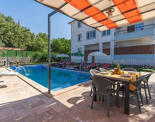 Kaş Sarılar'da Kalabalık Ailelere Uygun, Özel Havuzlu, Kiralık Villa - 4