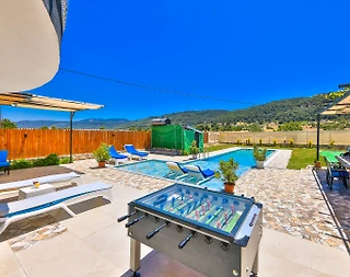 Kaş Sarıbelen'de Ferah Bahçe İçerisinde, Özel Havuzlu, Modern Villa - 3