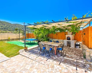 Kaş Sarıbelen'de Ferah Bahçe İçerisinde, Özel Havuzlu, Modern Villa - 5