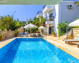 Kaş Kalkan'da Doğayla Baş Başa, Özel Havuzlu, 8 Kişilik Villa - 2