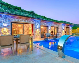 Kaş Sarıbelen'de Enfes Doğada, Özel Havuzlu, Konforlu Villa - 3