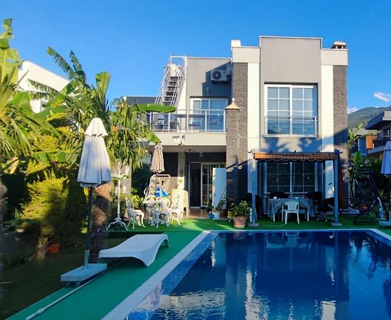 Kuşadası Güzelçamlı'da Özel Havuzlu, Özel Bahçeli, Dubleks Villa - 1