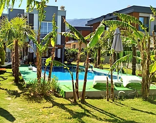 Kuşadası Güzelçamlı'da Özel Havuzlu, Özel Bahçeli, Dubleks Villa - 3