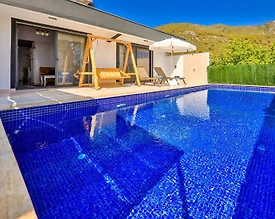 Kaş Çayköy'de Balayı Çiftlerine Uygun, Özel Havuzlu, Konforlu Villa - 3