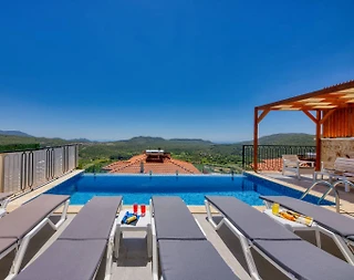 Kaş Çukurbağ'da Enfes Doğa Manzaralı, Özel Havuzlu, Kiralık Villa - 2